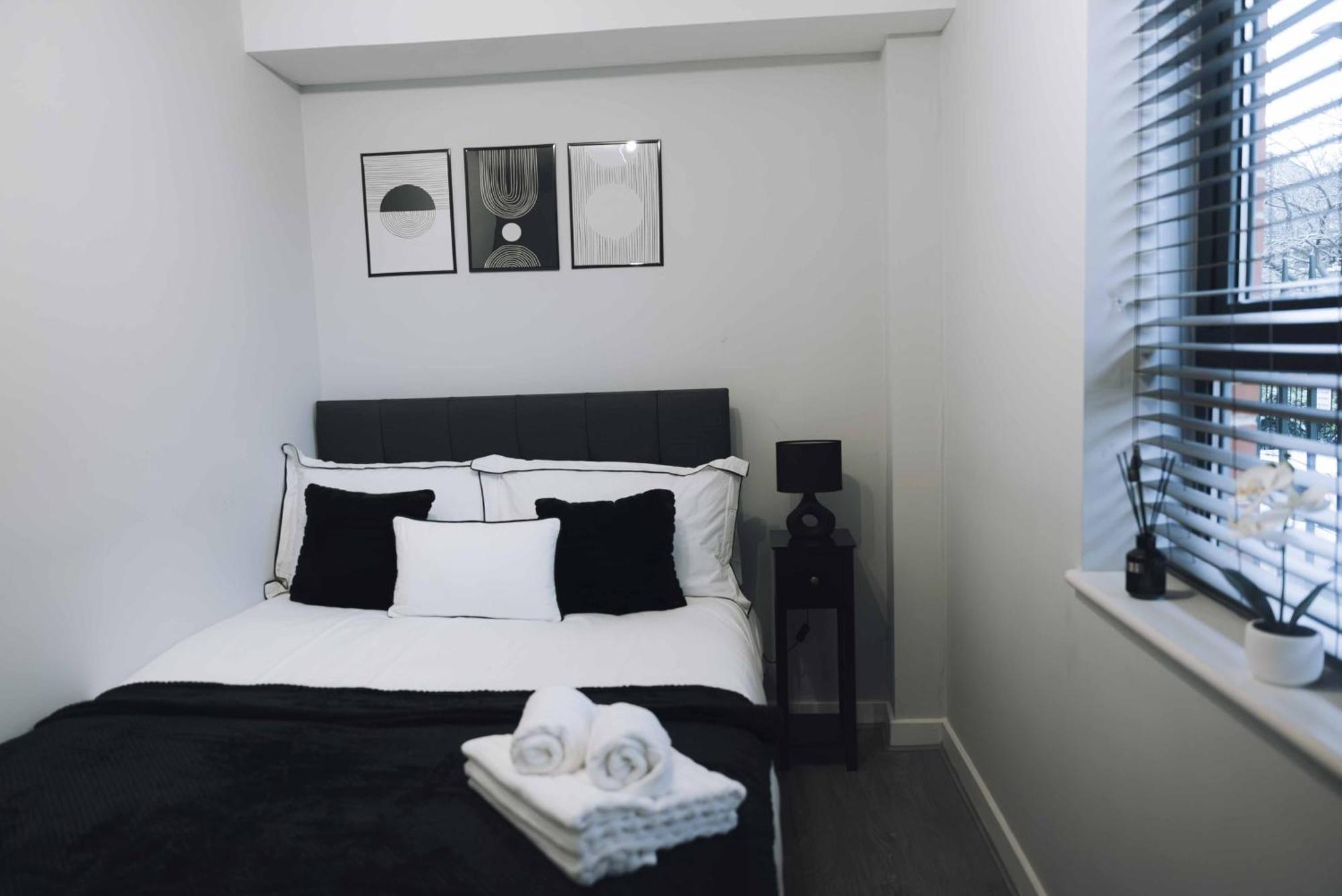 Stylish 2-bed In Stratford *