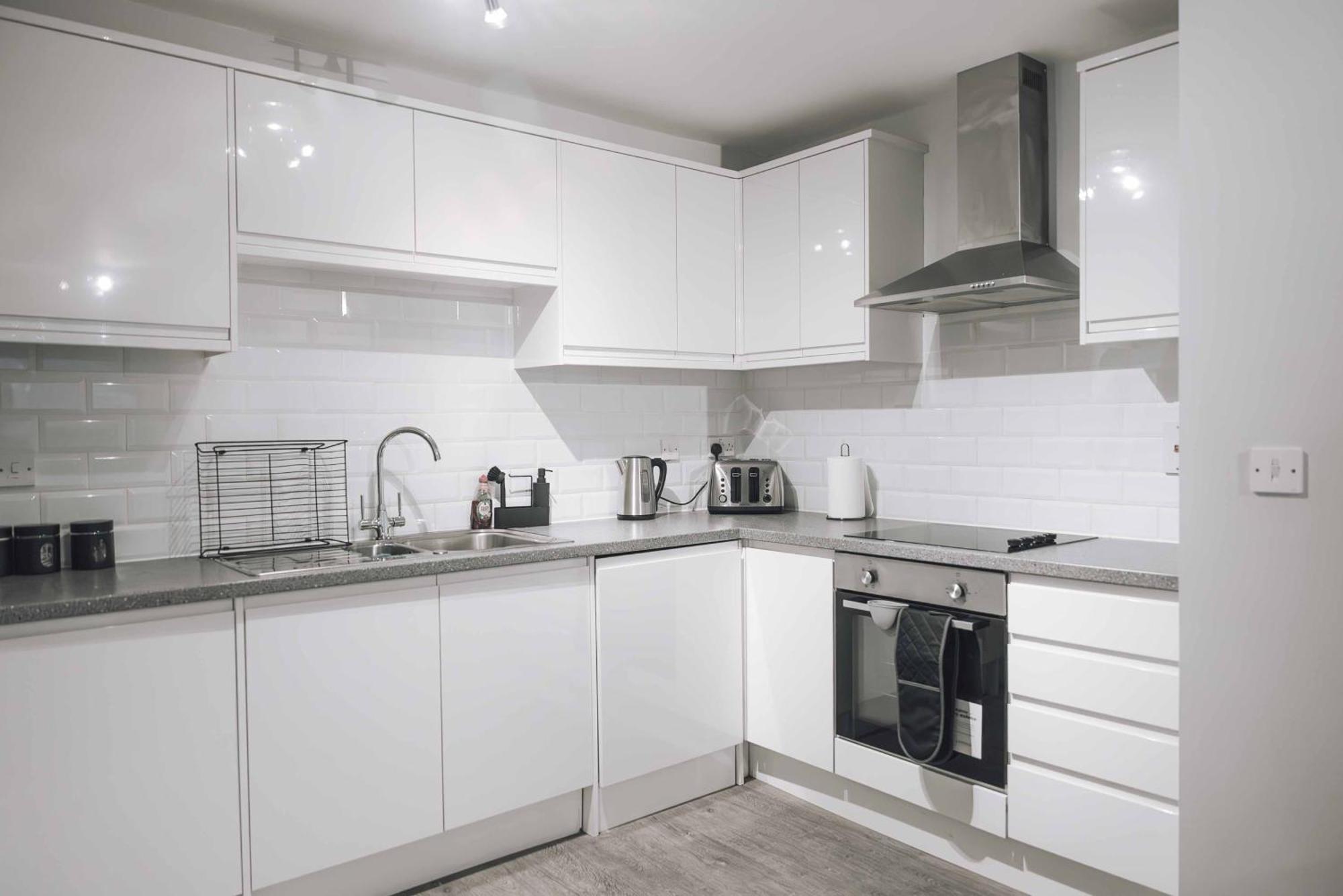 Stylish 2-bed In Stratford Londra